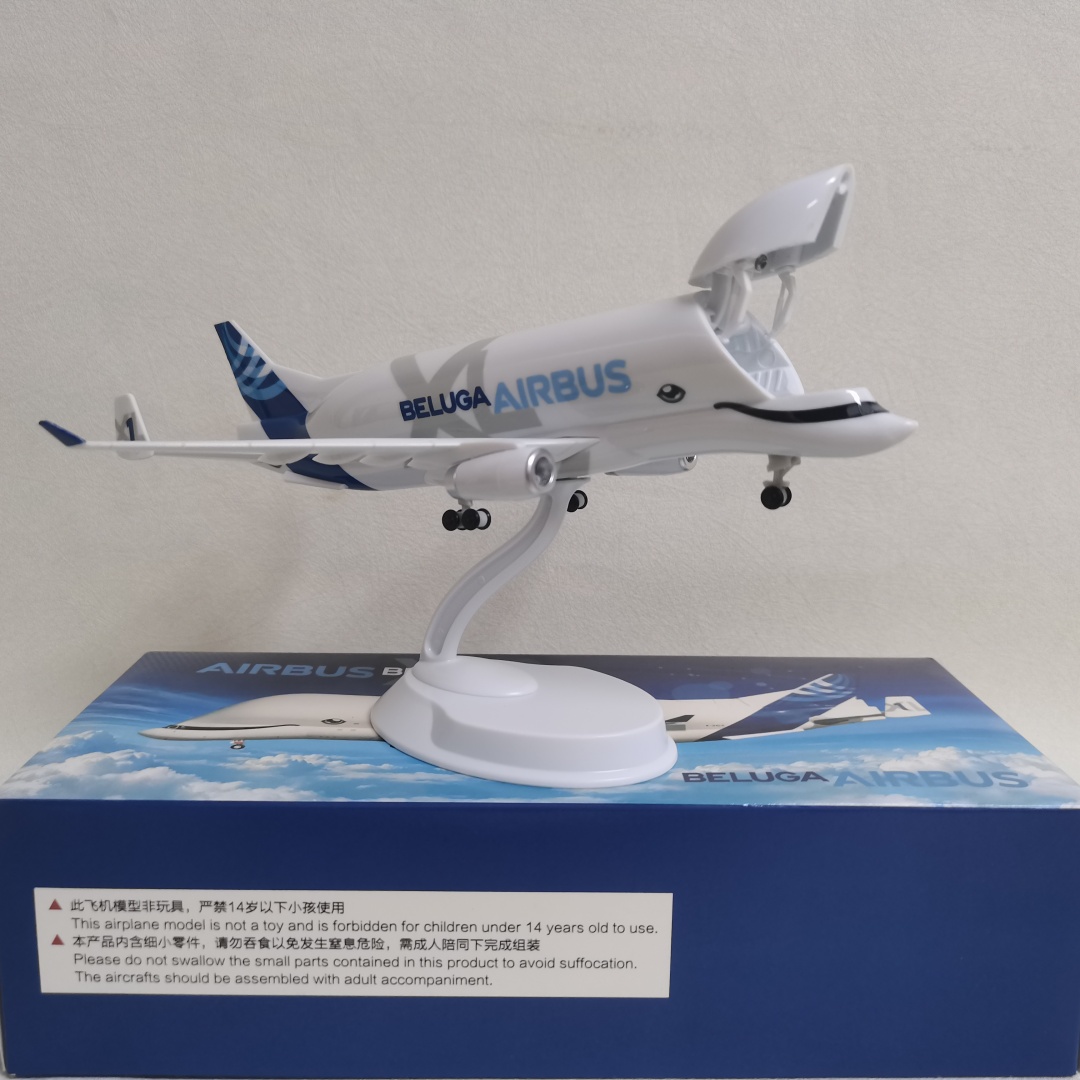 Model Airplane Plastic - Modelo de Avión a Escala 1:20,